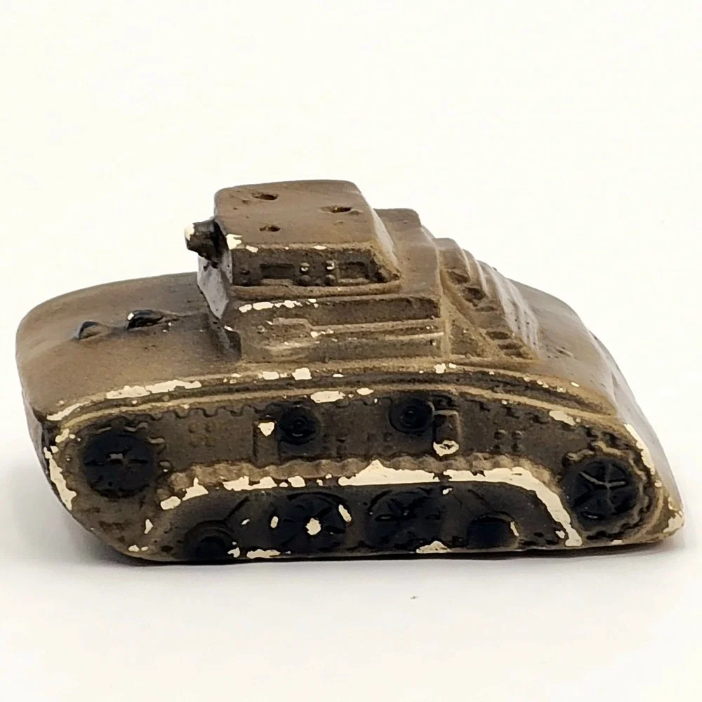 Vintage Ceramic Tank Salt and Pepper Shakers Military Army USA Pair Rare Find